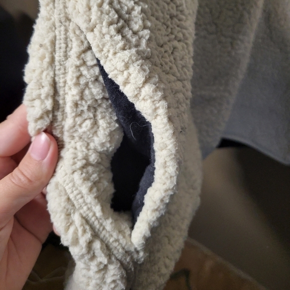 Zella 2x sherpa half zip cream sweater pocketed elastic wrist teddy jacket - Picture 2 of 6